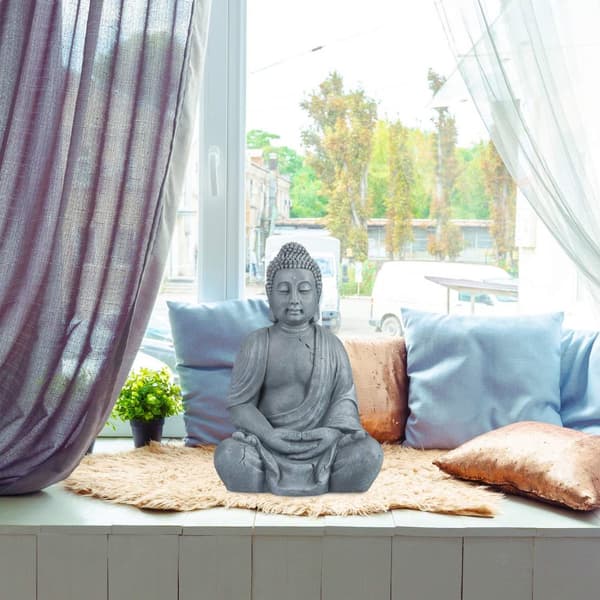 Buddha statue
