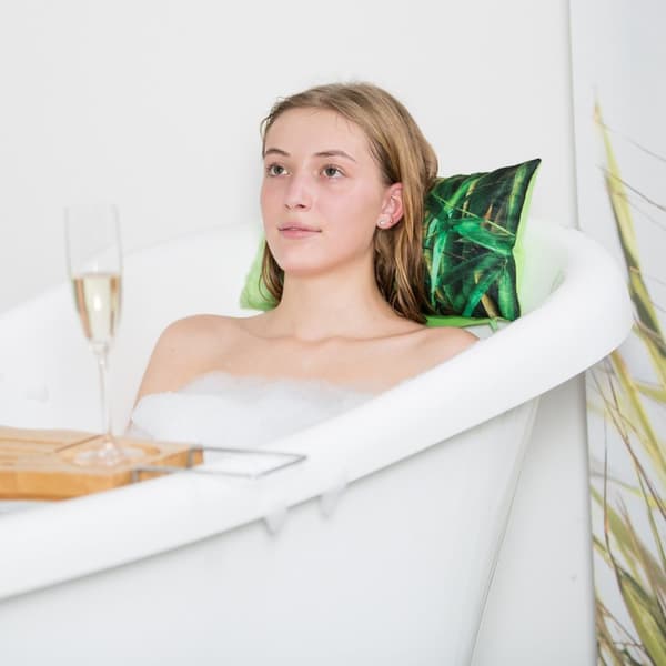 Nakkepude til badekar