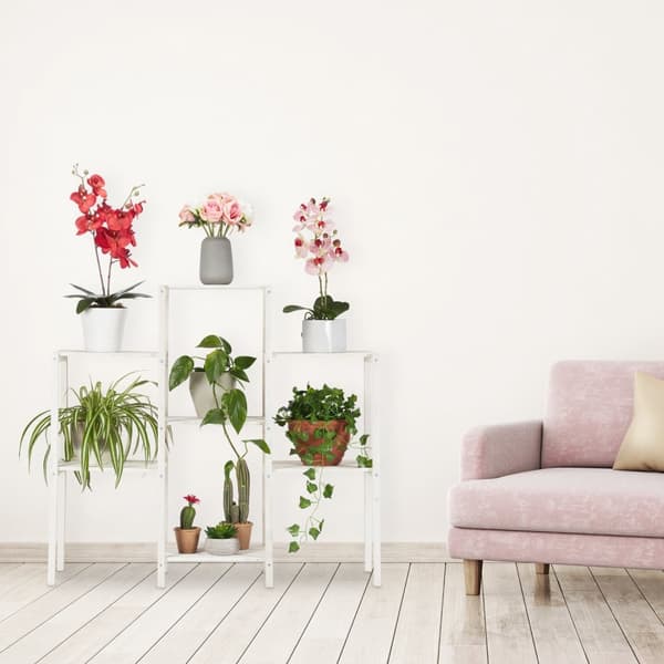 Blomsterstander i hvidt træ