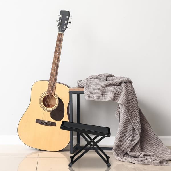 Fotpall gitarr