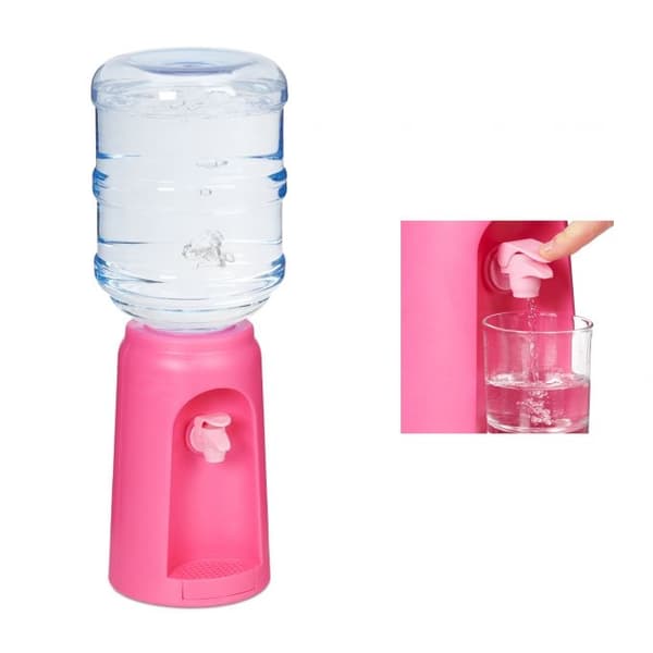 Vanndispenser med tank