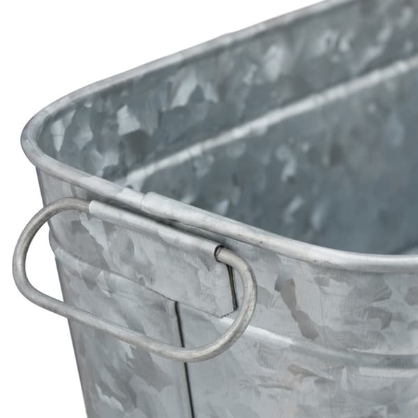 Blomlåda av metall