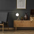Miniatyrbilde 6 av 9: Buet bordlampe med globusform