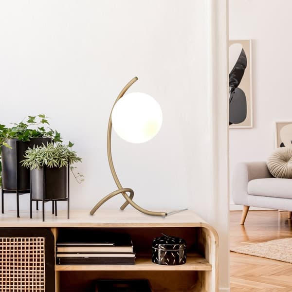 Buet bordlampe med globusform