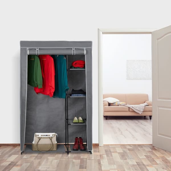 Stofgarderobe med bøjlestang