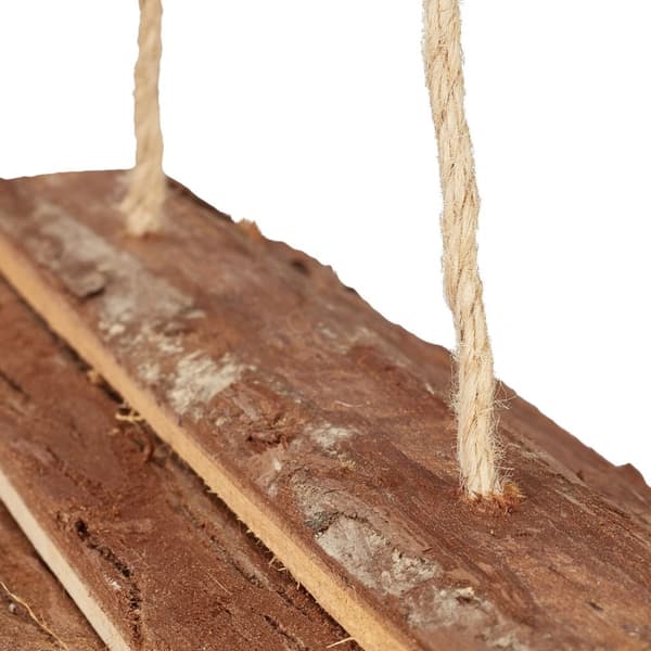 Fuglefoderautomat med bark