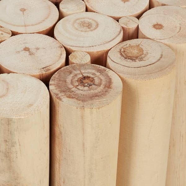 Blompall i naturlig design