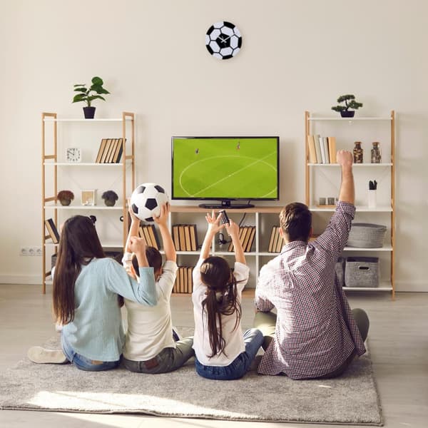 Veggklokke Fotball