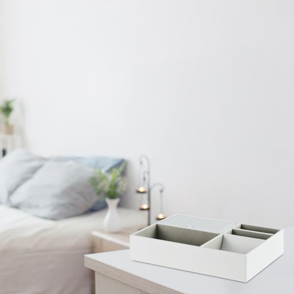Smyckesfack i läderlook