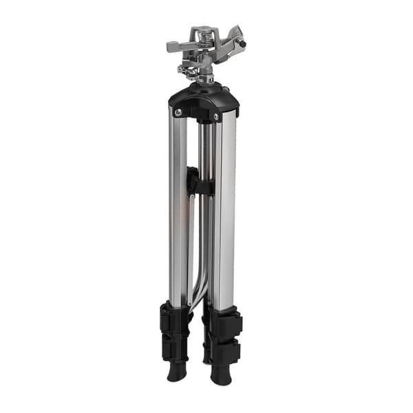 Grå sprinkler med metalstativ