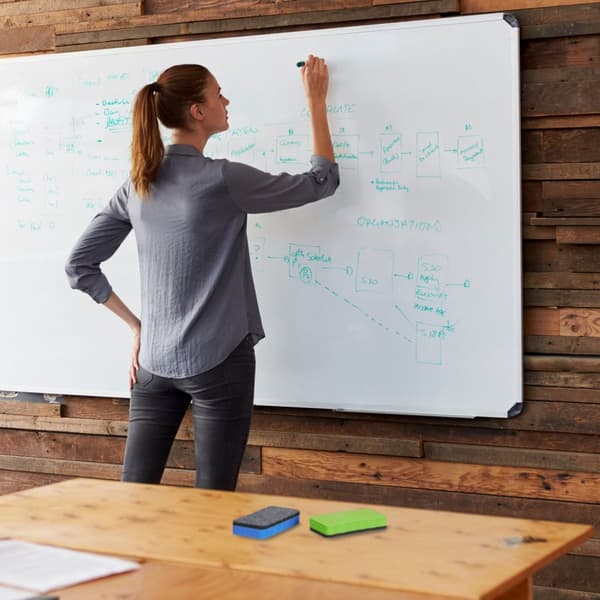 Färgglada whiteboard-svampar i set om 20