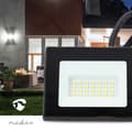 Miniatyrbilde 2 av 8: LED Projektorer | 4000 K | Nominell lysfluks: 1620 lm | IP65 | 1.00 m | Energiklasse: F | 220 - 240 V AC 50/60 Hz | 20 W