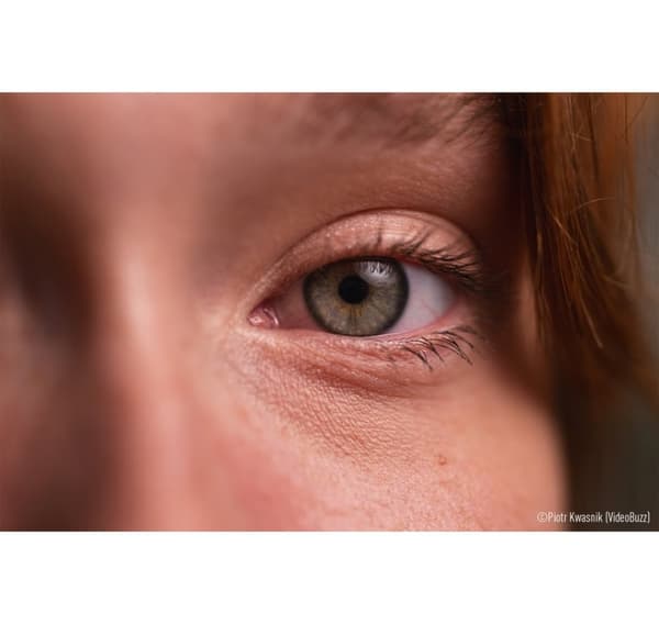 Panasonic Lumix S 100mm f/2.8 makroobjektiv
