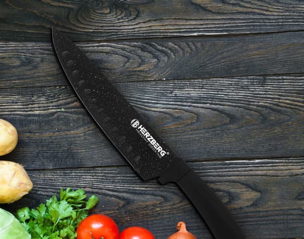 Herzberg 8-delers knivsett med akrylstativ - svart marmor