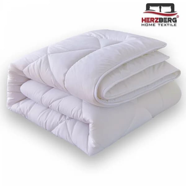 Herzberg HG-22067WD: Hvit dyne i 4-stjerners kvalitet - 200x200 cm