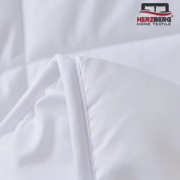 Herzberg HG-22067WD: Hvit dyne i 4-stjerners kvalitet - 200x200 cm