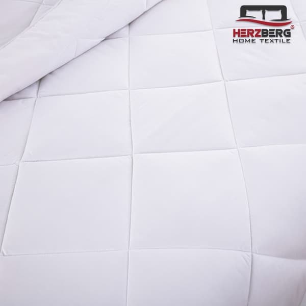 Herzberg HG-24267WD: Hvit dyne i 4-stjerners kvalitet - 240x200cm