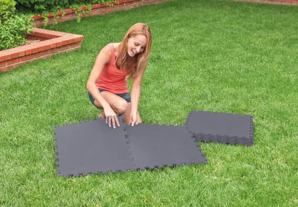 Puslespill skummatte 50x50cm 8 stykker under bassenget INTEX 29084
