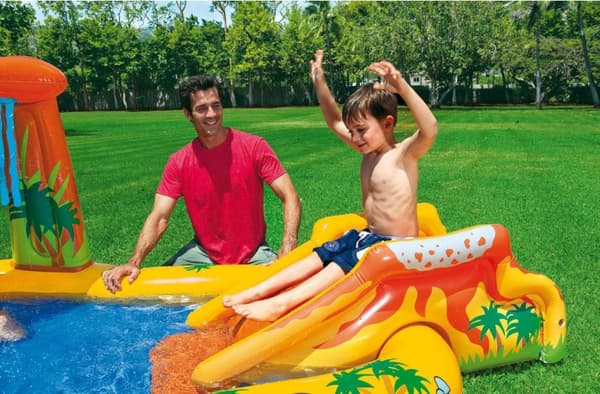 Vannbasseng, lekeplass, sklie, fontene Intex 57444