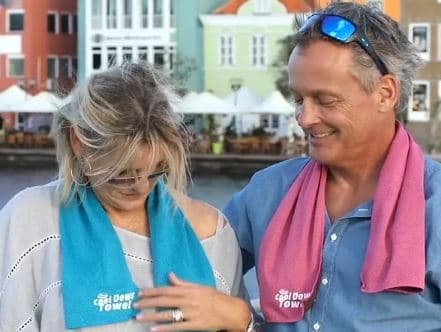 Cool Down Handduk - inkl. tas - Svart + Grå + Vit