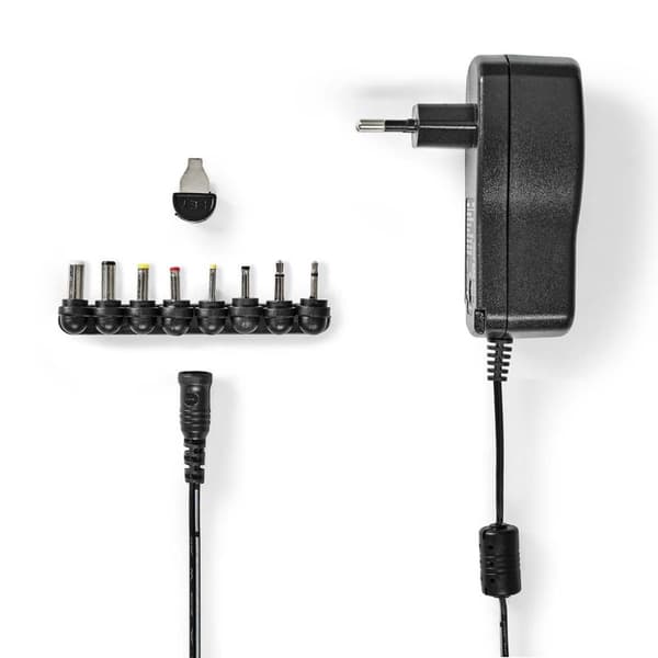 Nedis Universal strømadapter, 8 plugger - Svart Sort