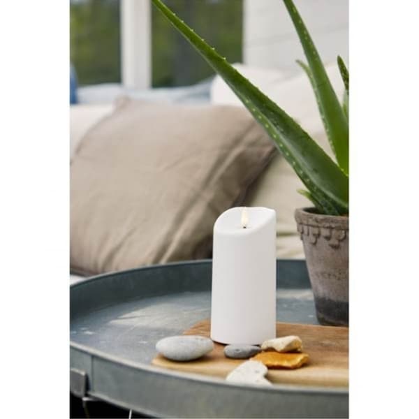 LED BLOKK LYS FLAMME / 15 cm / Batteri / Timer / innendørs/utendørs bruk / IP44 Hvit