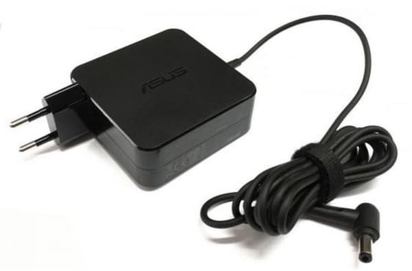 Asus Strømadapter 33W 19V 2PIN 4PHI EU TYPE Sort