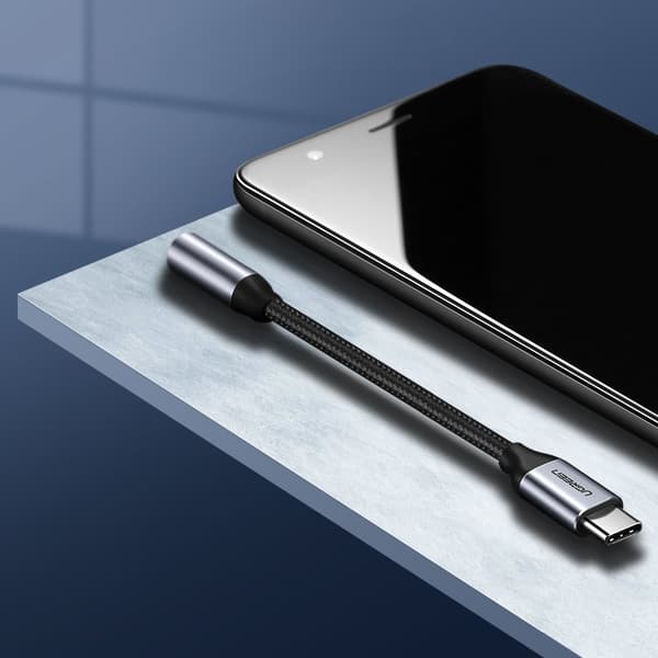 Hörlursadapter med Mini Jack 3,5 mm till USB-C 10 cm - grå