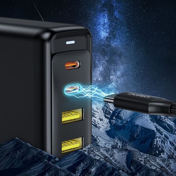 GaN 140W strømforsyningslader 4 porter 2x USB-C + 2x USB - svart
