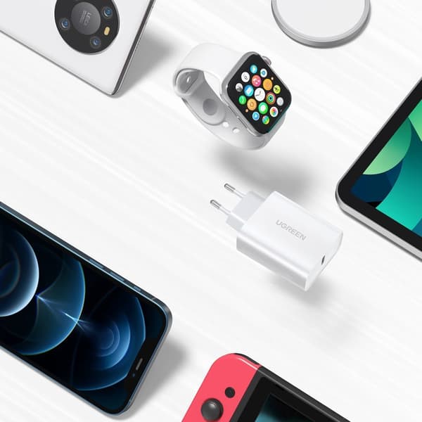 USB Power Delivery 3.0 Quick Charge 4.0+ 20W 3A hvit lader