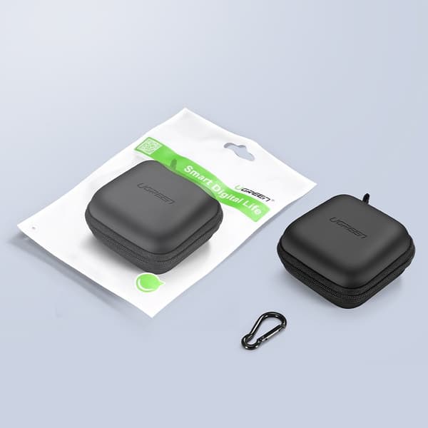 Veskeboks for hodetelefoner og GSM-tilbehør 8x8cm svart