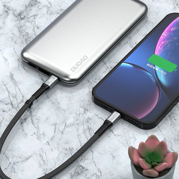 Kort flatkabel til iPhone USB-C - Lightning L10P PD 20W 23cm svart