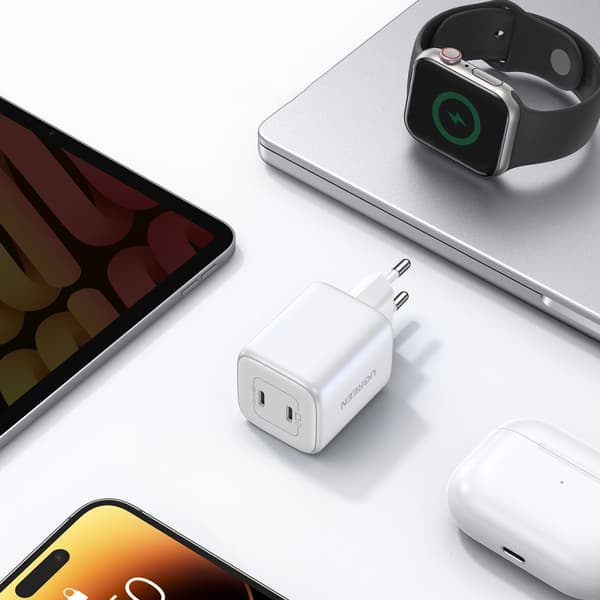 Hurtig GaN oplader 2x USB-C 45W QC PD hvid