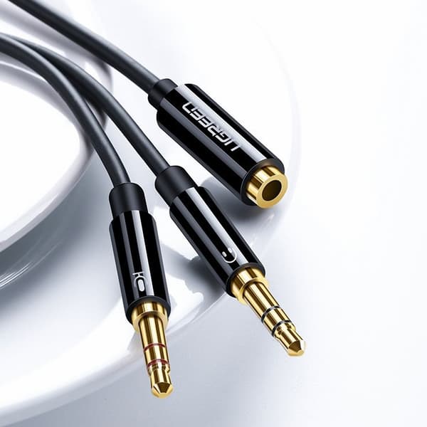 AUX splitter adapter 3,5 mm mini jack til mikrofon og høretelefoner sort