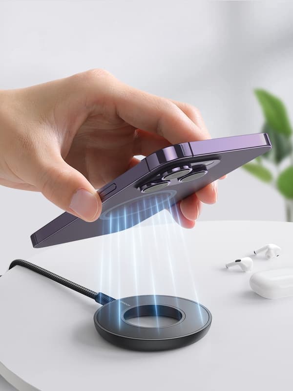 15W trådløs magnetisk lader med USB / USB-C kabel, svart
