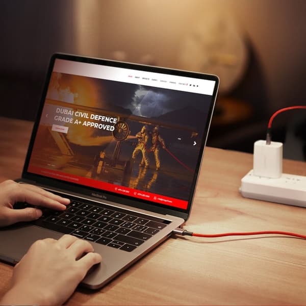 Flätad kabel USB-C - USB-C 2.0 3A röd
