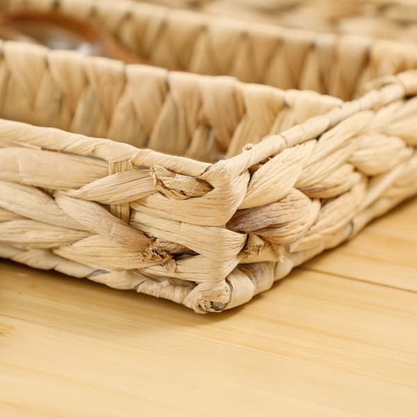 Set med 2 förvaringskorgar, vävda vattenhyacintkorgar för förvaring och organisering, vardagsrum, kök, sovrum, 36 x 26 x 5 cm, naturligt trä