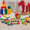 Miniatyrbilde 3 av 8: Treklosser med stablespill