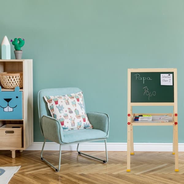 Tegne staffeli for barn med tavle