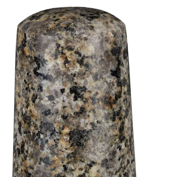 Mortel granit med stöt