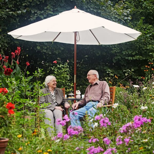 Havebord med hul til parasol