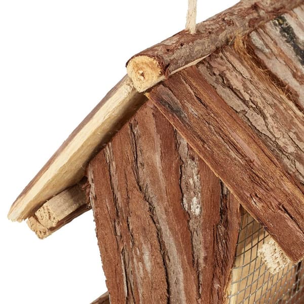 Fågelmatare med bark