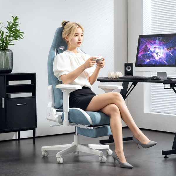 Gamingstol med liggfunktion, höj- och sänkbar skrivbordsstol med huvud- och ländkuddar, ergonomisk spelstol med utdragbart fotstöd, konstläder, upp ti
