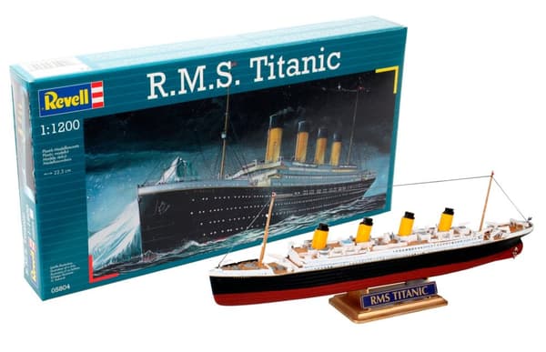 Revell Model Sæt R.M.S. Titanic 1:1200