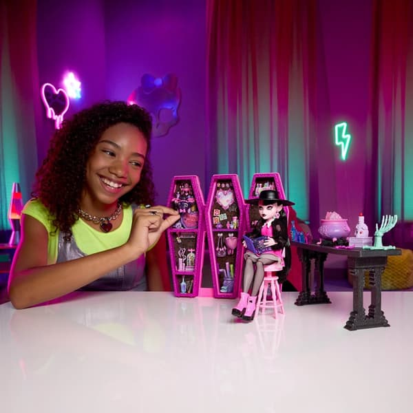 Monster High Draculaura Secrets Potions Rum