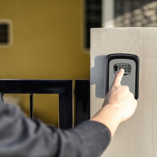Nøkkelskap med firesifret kodelås