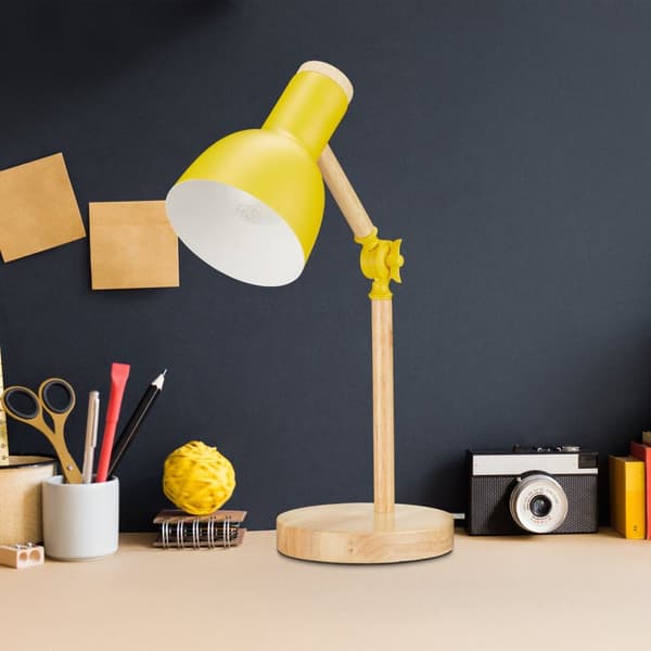 Bordlampe i træ