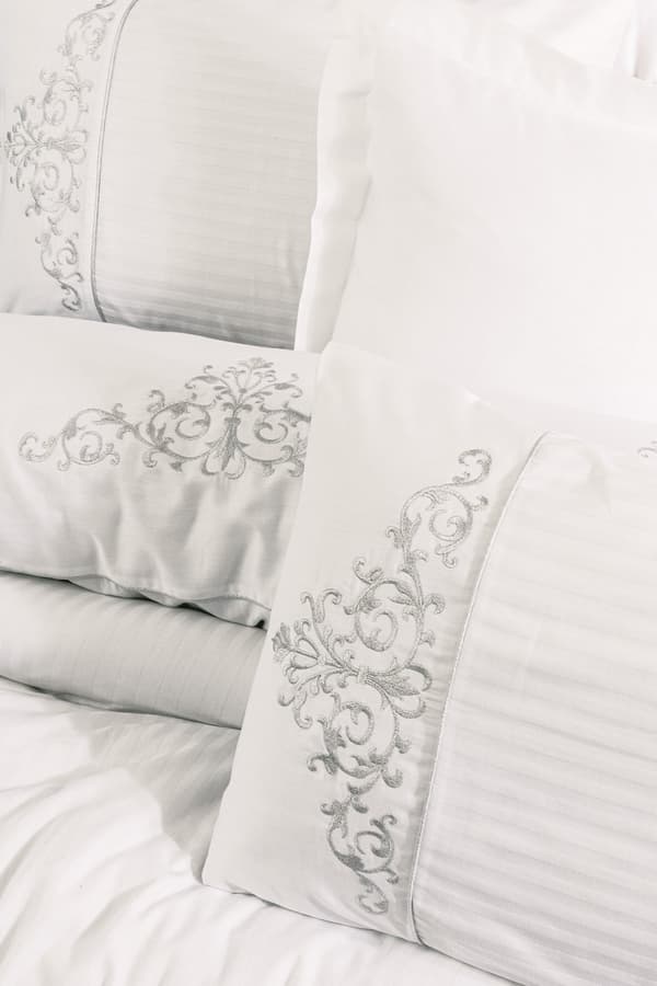Satin Dobbel Dynetrekk Set Genny - Hvit