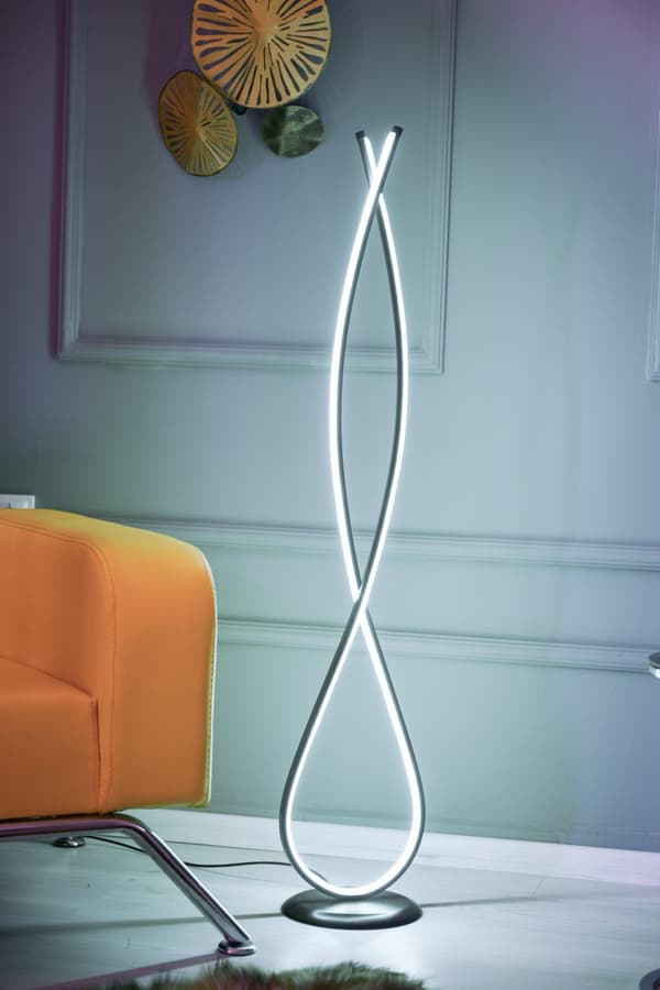 Gulvlampe Infinity Sort - Hvid