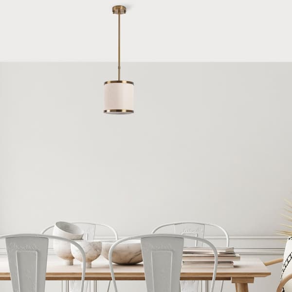 Chandelier Way - 11615